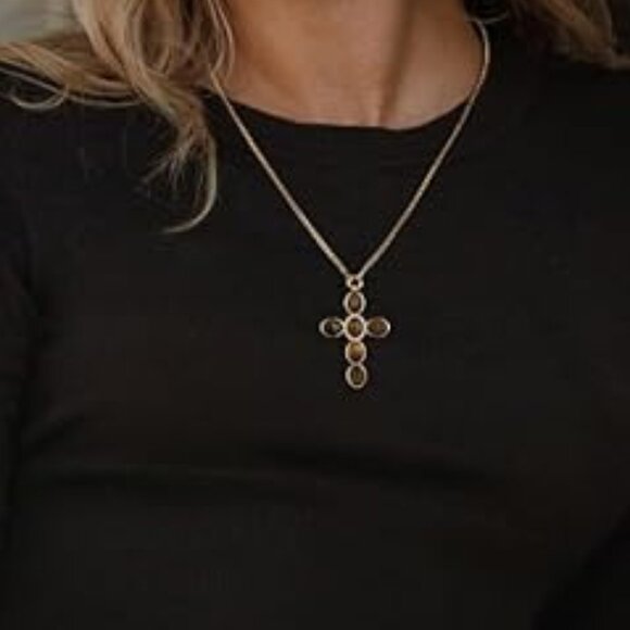 Neiman Marcus 18k Gold Plated Tiger Eye Cross Necklace - Picture 4 of 4